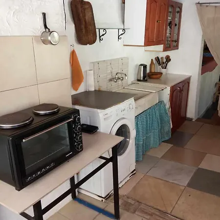 Houni House Agriovotano